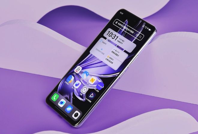 +5500mAh+旗舰芯片定3399元贵吗？尊龙凯时app平台vivo新机有实力
