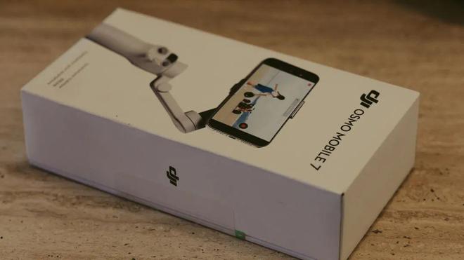 Moblie 7 Pro稳定器首发初体验！z6尊龙·中国网站549元！大疆OSMO(图10)